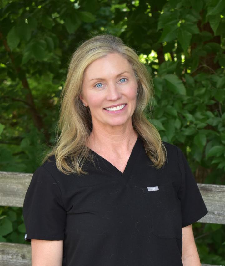 Leslie Brewer